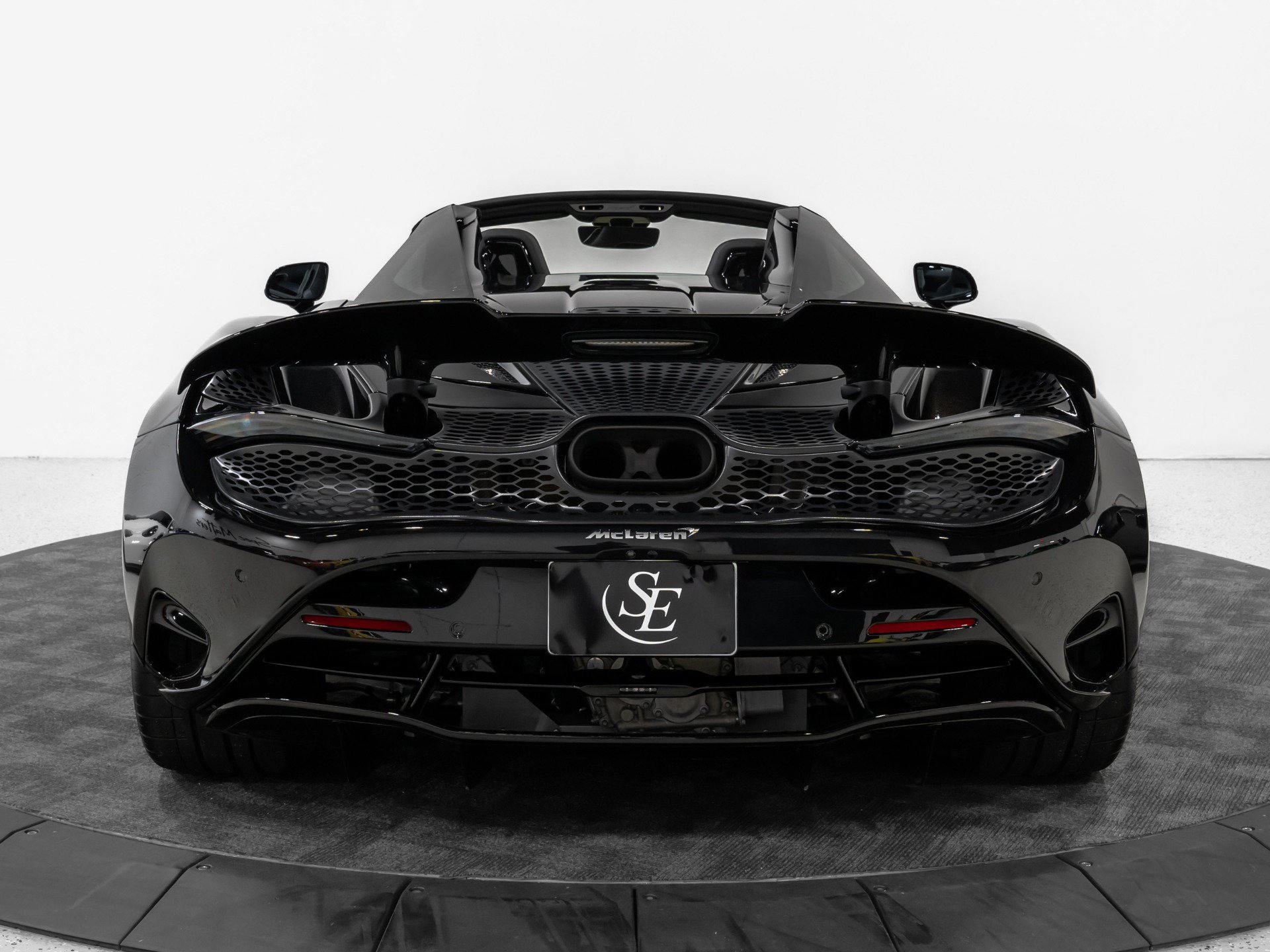 Used 2025 McLaren 750S Spider photo 10