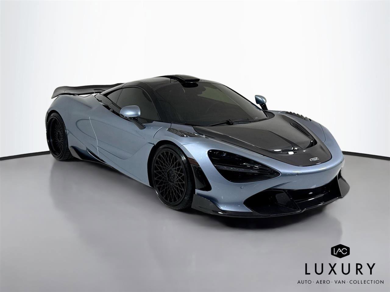 Used 2019 McLaren 720S photo 3