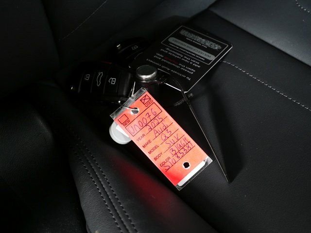 2025 Audi Q3 2.0T Premium Plus