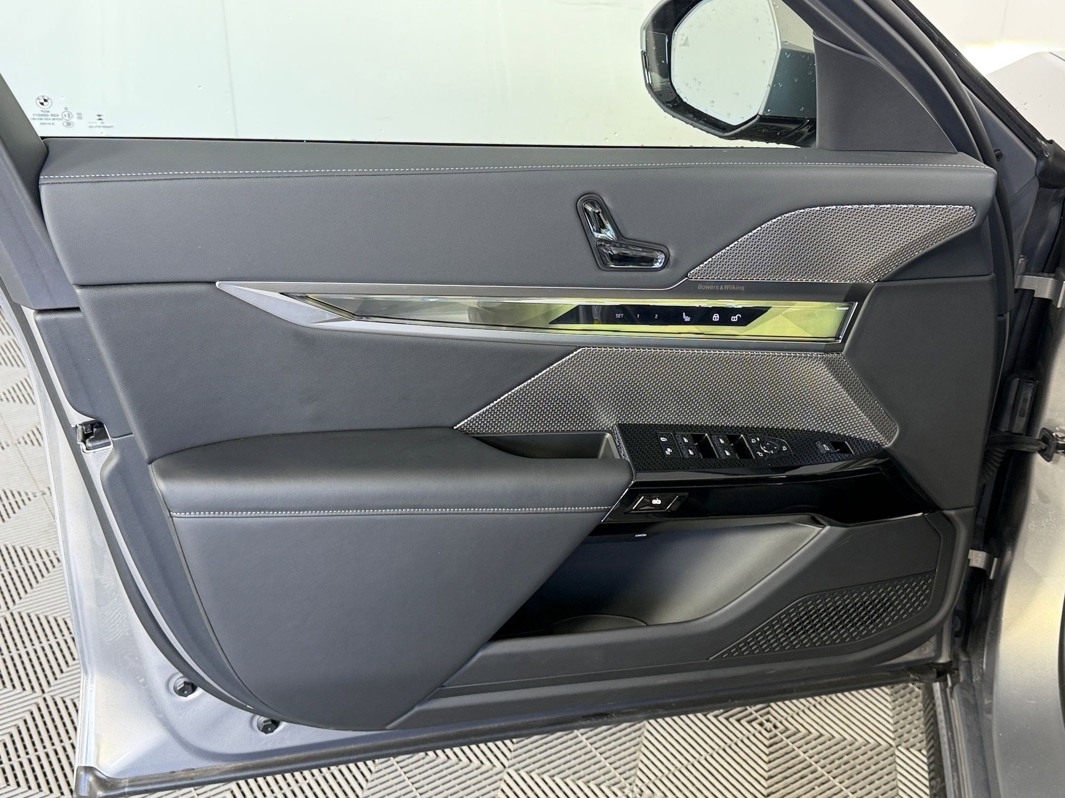 2024 BMW 760i xDrive