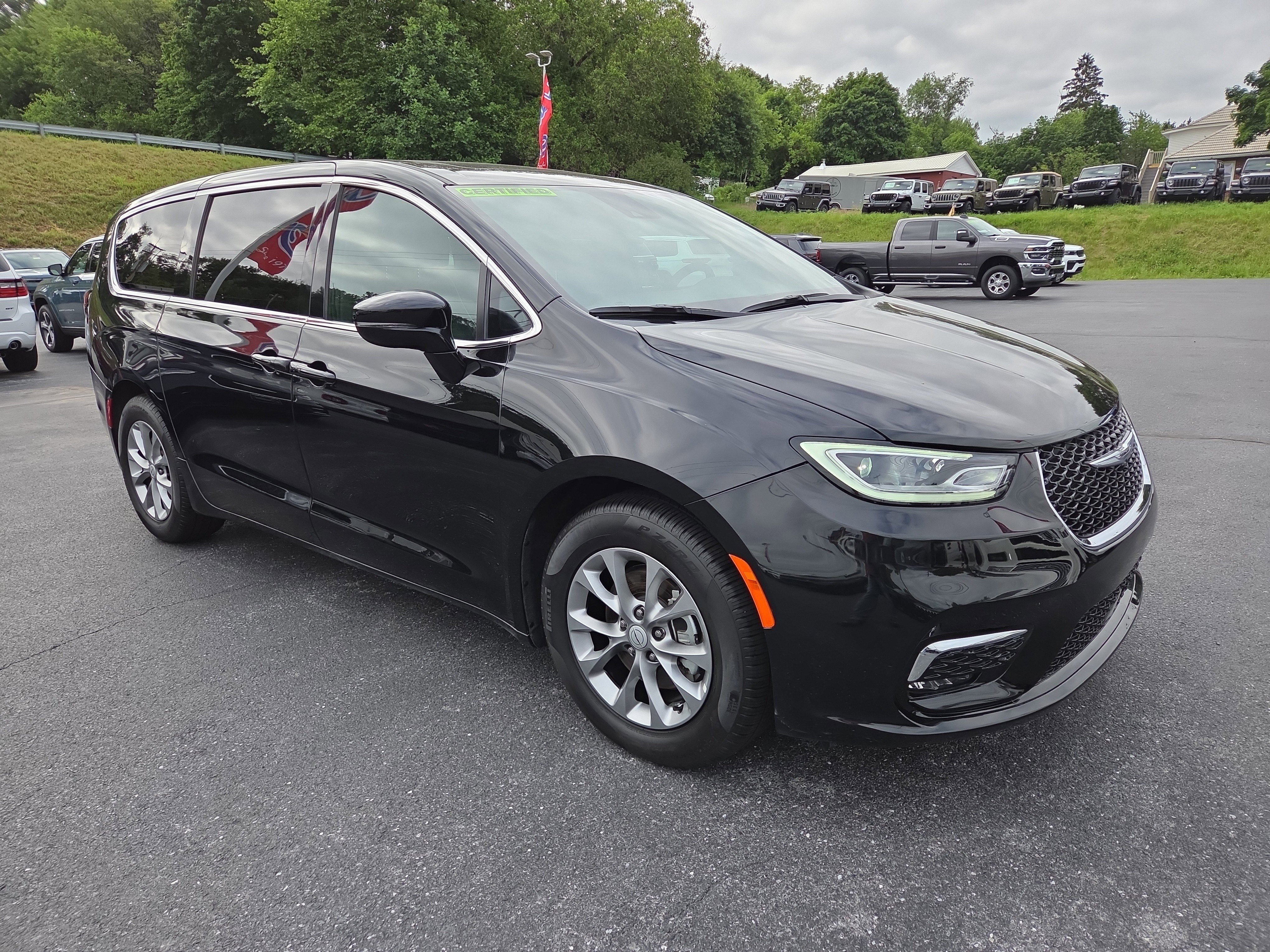 Certified 2026 Chrysler Pacifica Limited