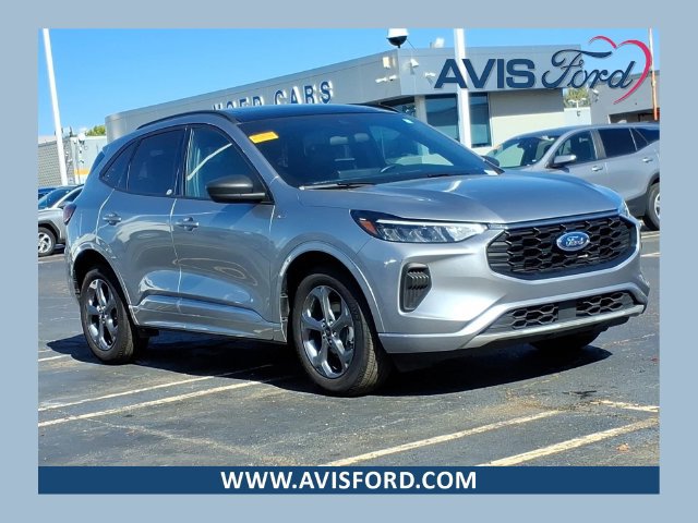 Used 2024 Ford Escape ST-Line w/ Tech Pack #1