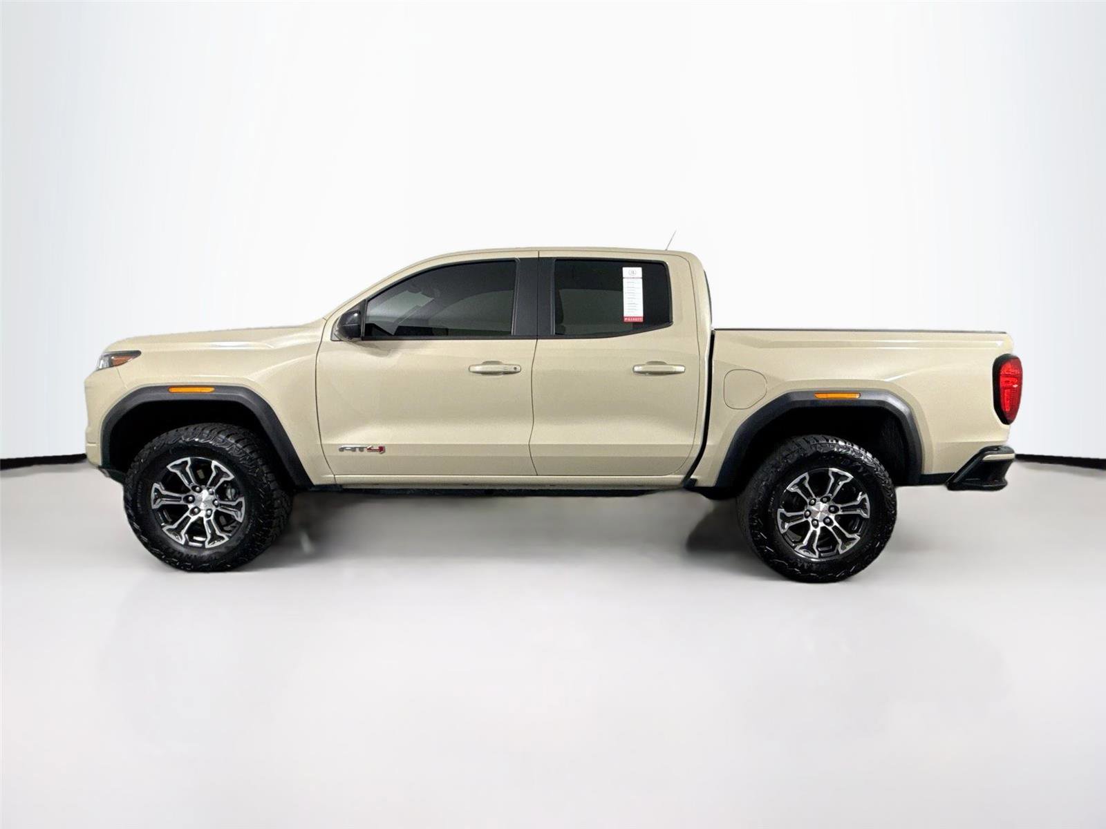 2023 GMC Canyon AT4