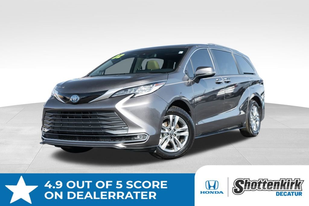 2022 Toyota Sienna Limited 7-Passenger