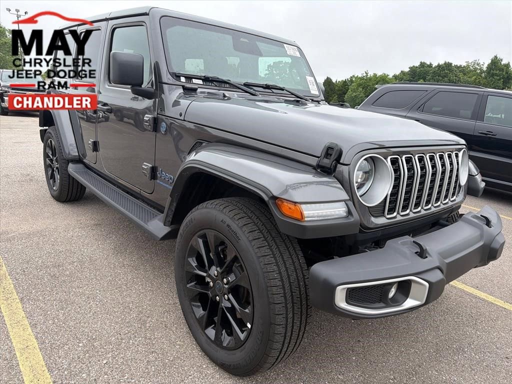 Used 2025 Jeep Wrangler Unlimited Sahara