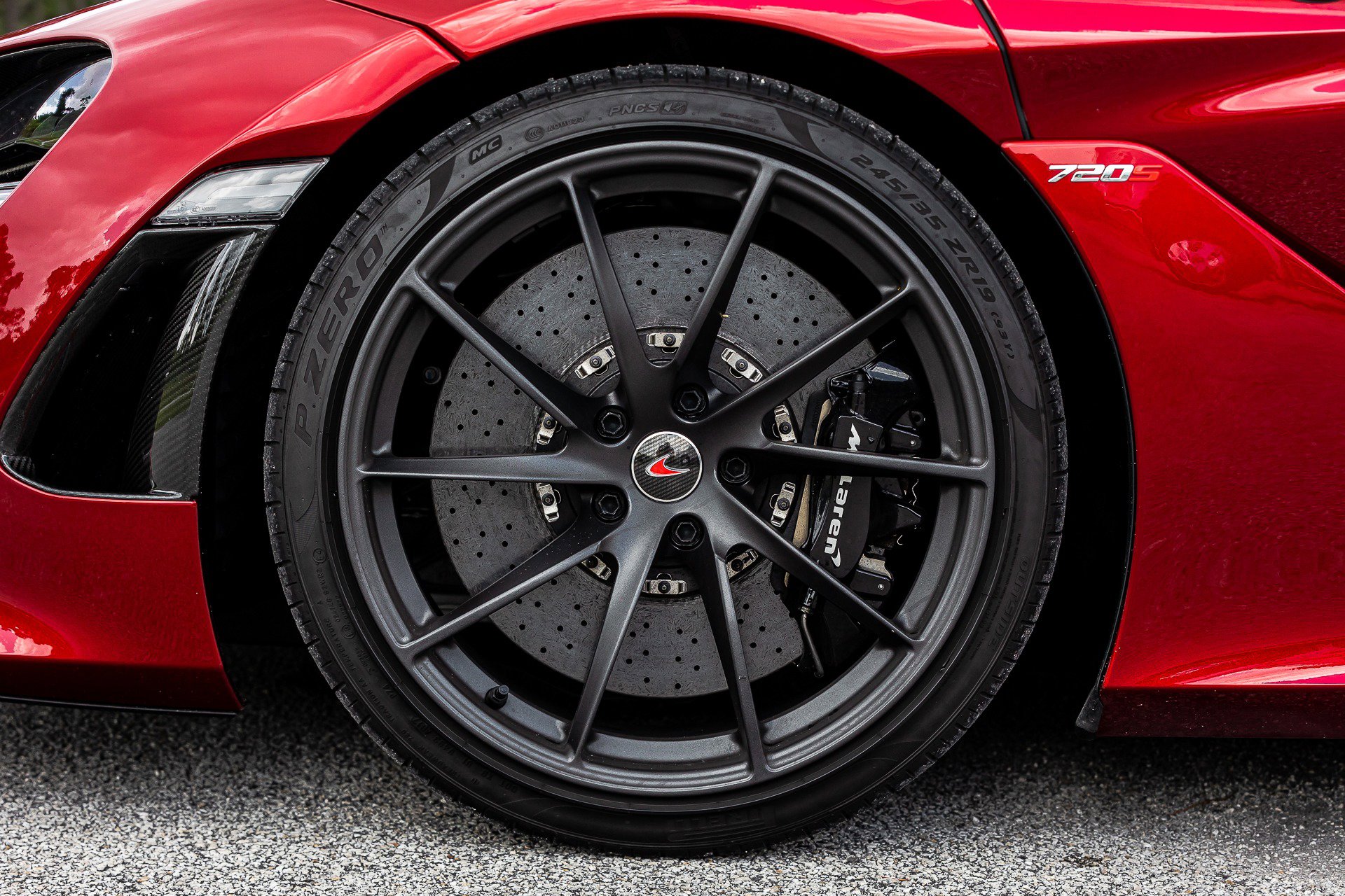 Used 2018 McLaren 720S Luxury photo 26