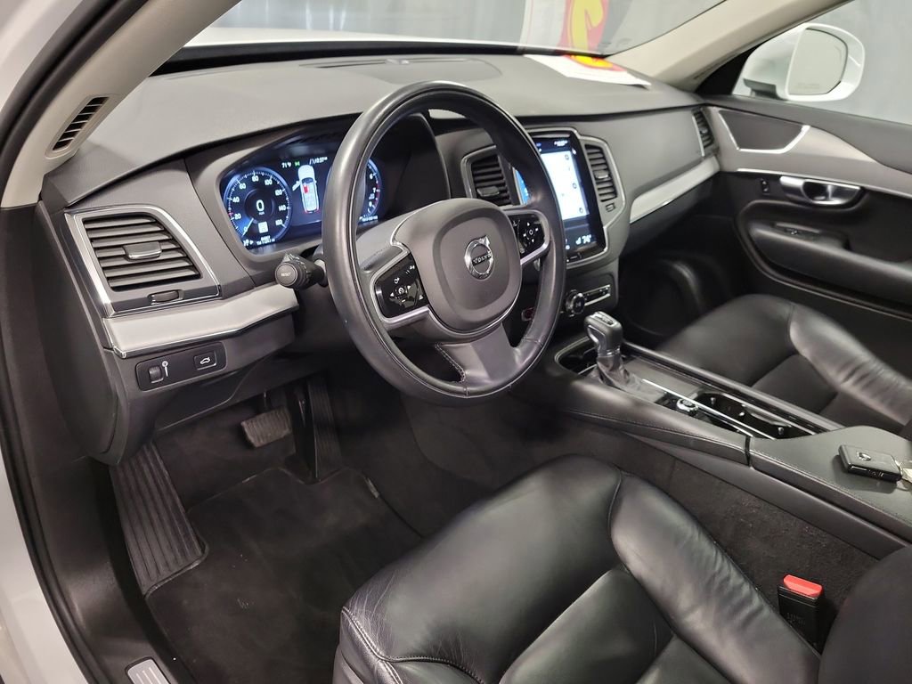 2022 Volvo Xc90 T5 Momentum