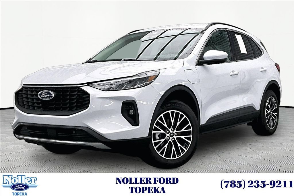 Certified 2025 Ford Escape SE
