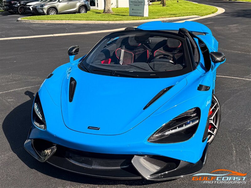 Used 2022 McLaren 765LT photo 9