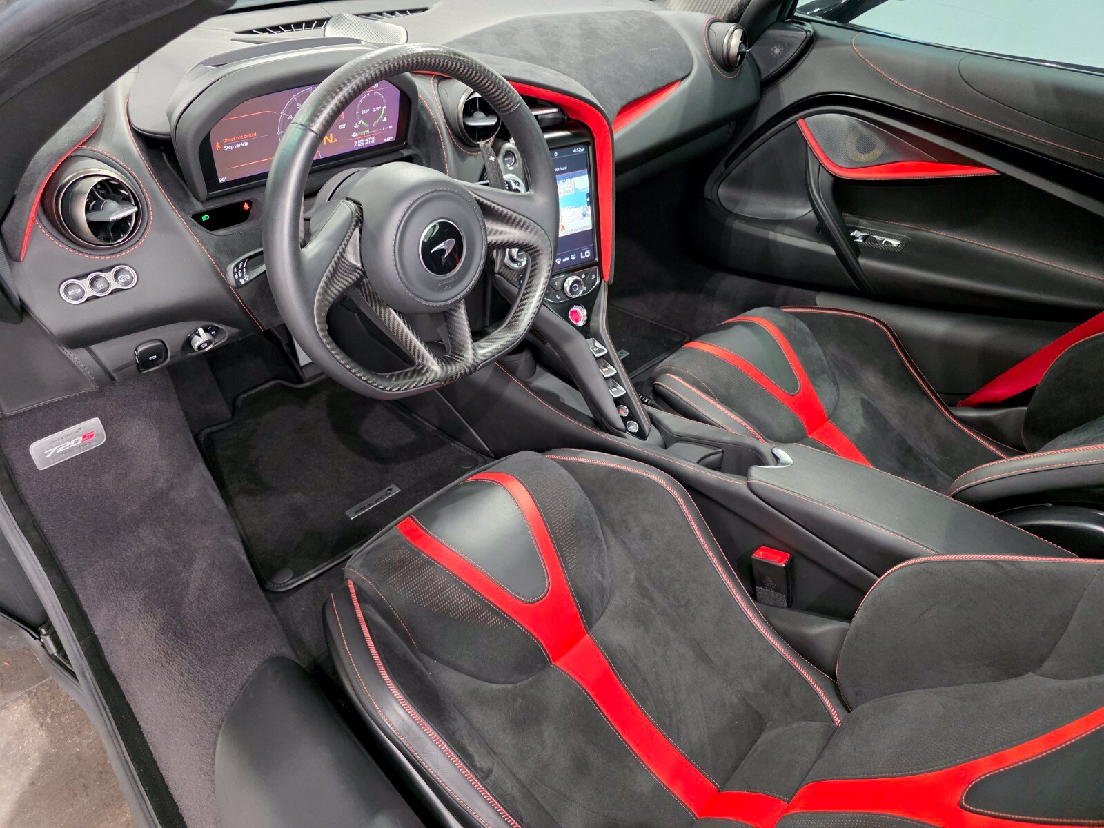 Used 2022 McLaren 720S Performance photo 7