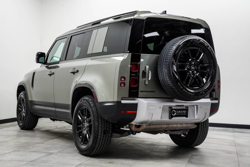 2025 Land Rover Defender 110 S