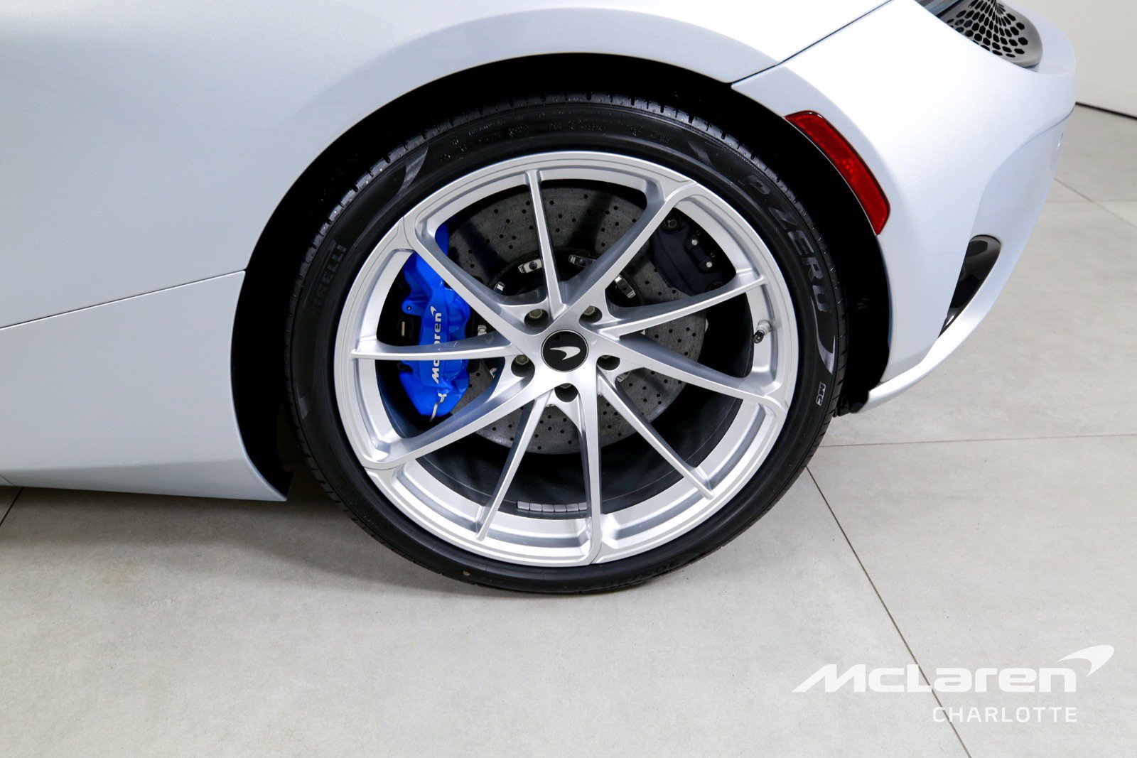 Used 2026 McLaren 750S Spider photo 30