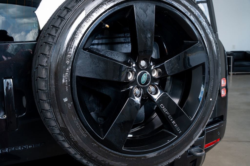 2023 Land Rover Defender 110 X