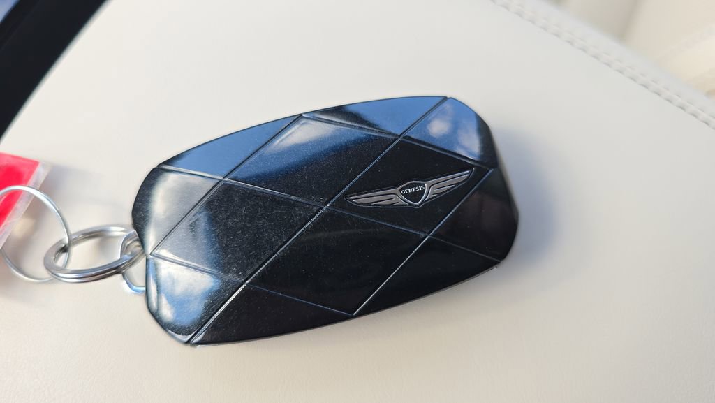 2026 Genesis Gv70 2.5T