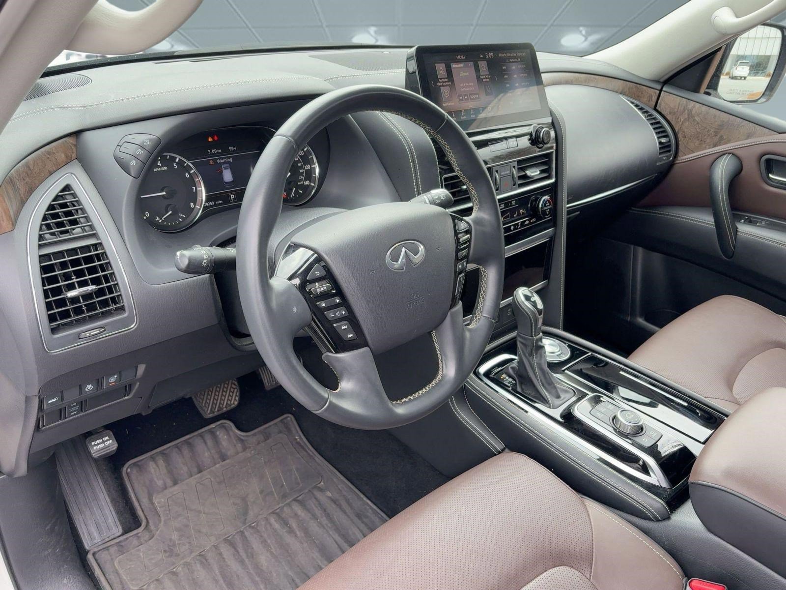 2024 INFINITI Qx80 Premium Select