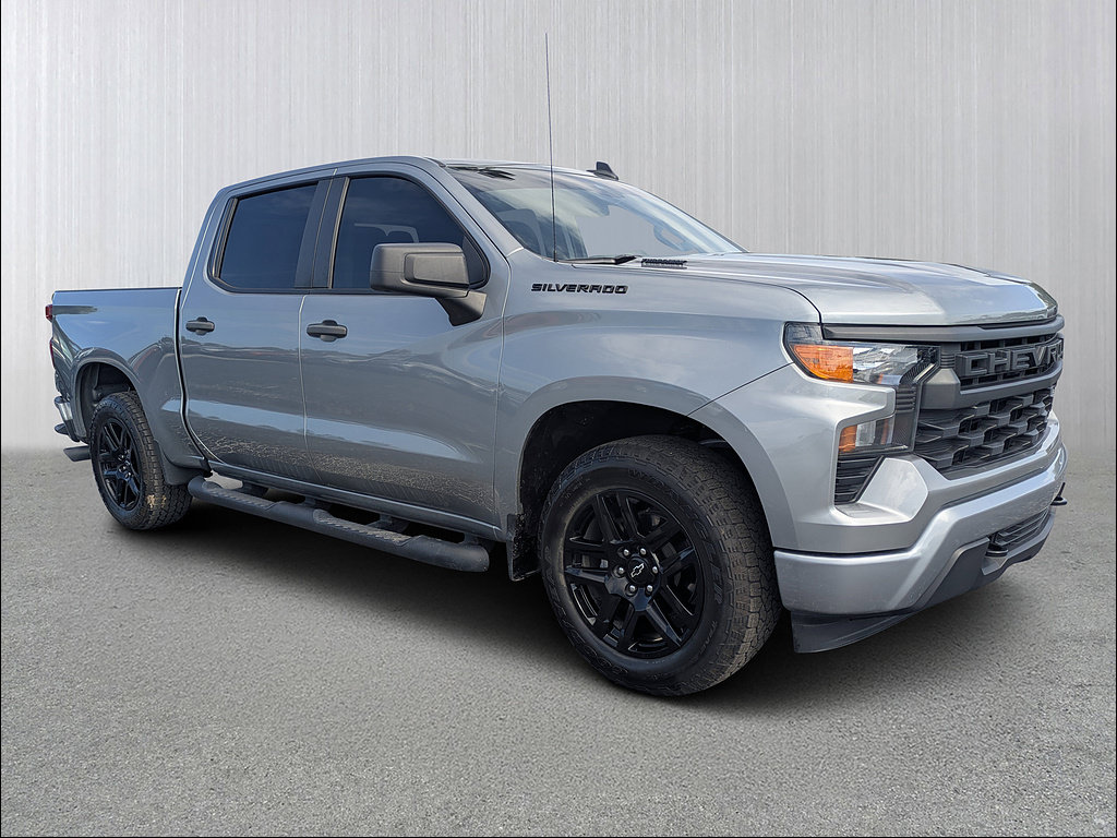 Used 2025 Chevrolet Silverado 1500 Custom w/ Turbomax Blackout Package