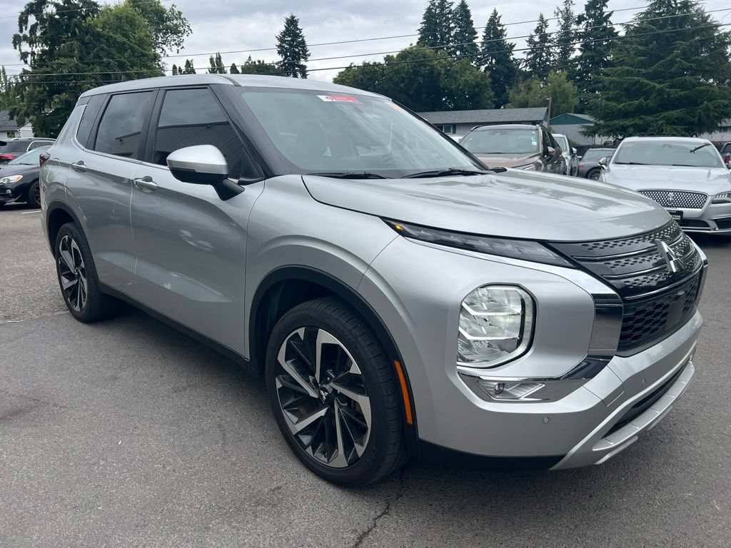 Used 2022 Mitsubishi Outlander SE