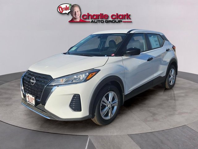 Certified 2025 Nissan Kicks Play S