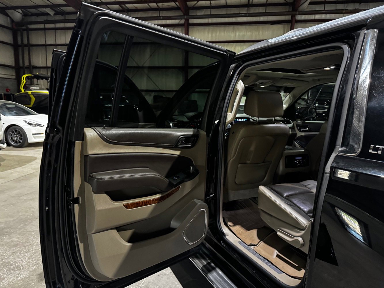 2016 Chevrolet Suburban LTZ