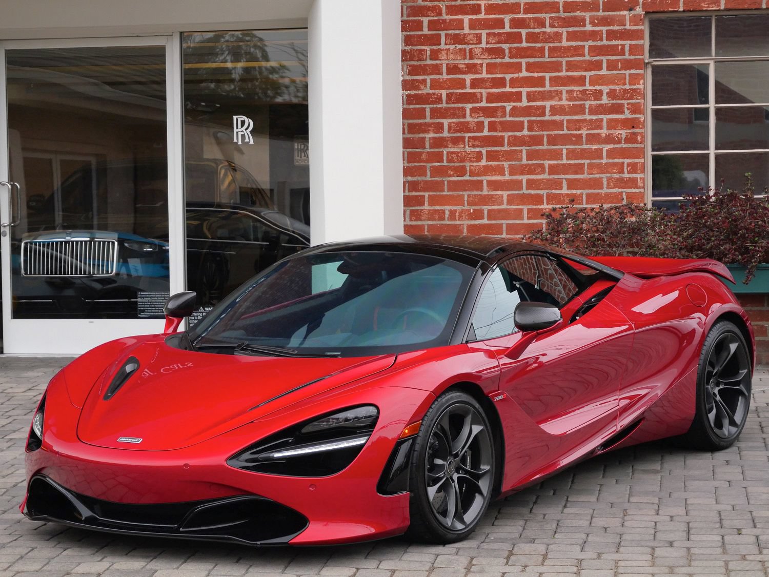 Used 2020 McLaren 720S Performance photo 15