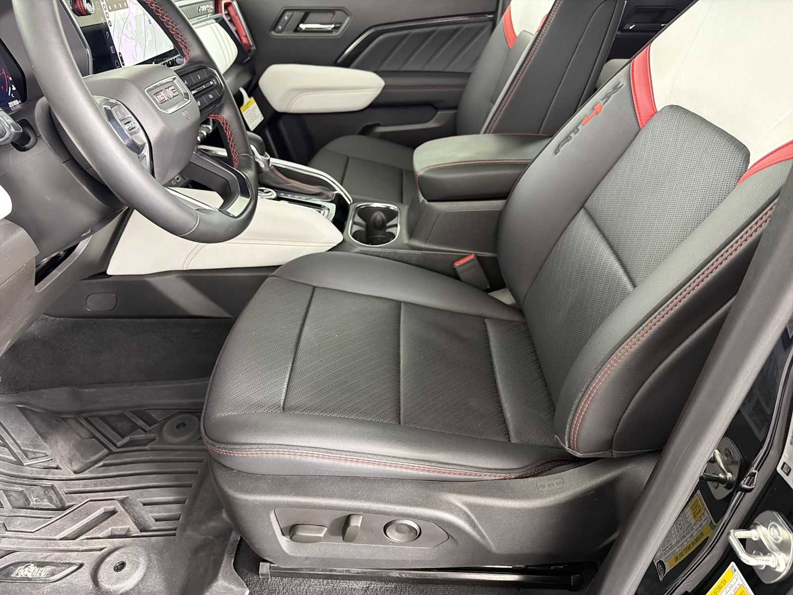 2024 GMC Canyon AT4X