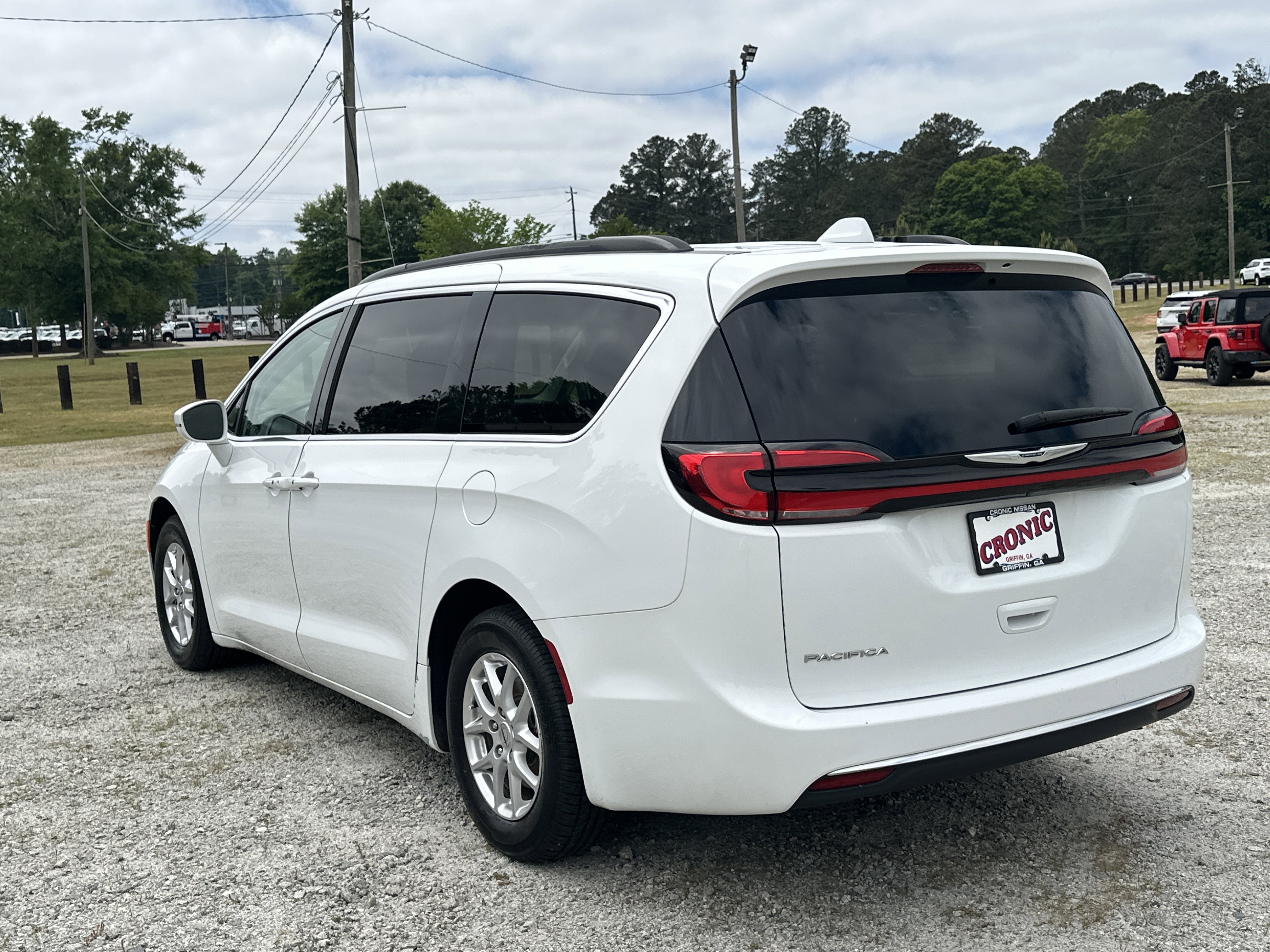 2022 Chrysler Pacifica Touring-L