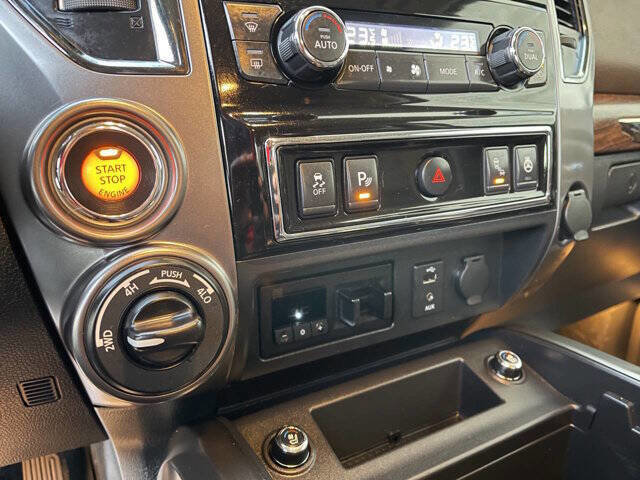 2017 Nissan Titan Platinum Reserve