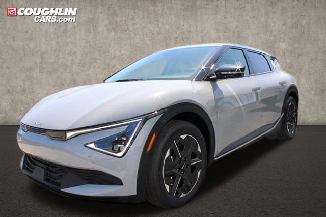 2025 Kia EV6 Light