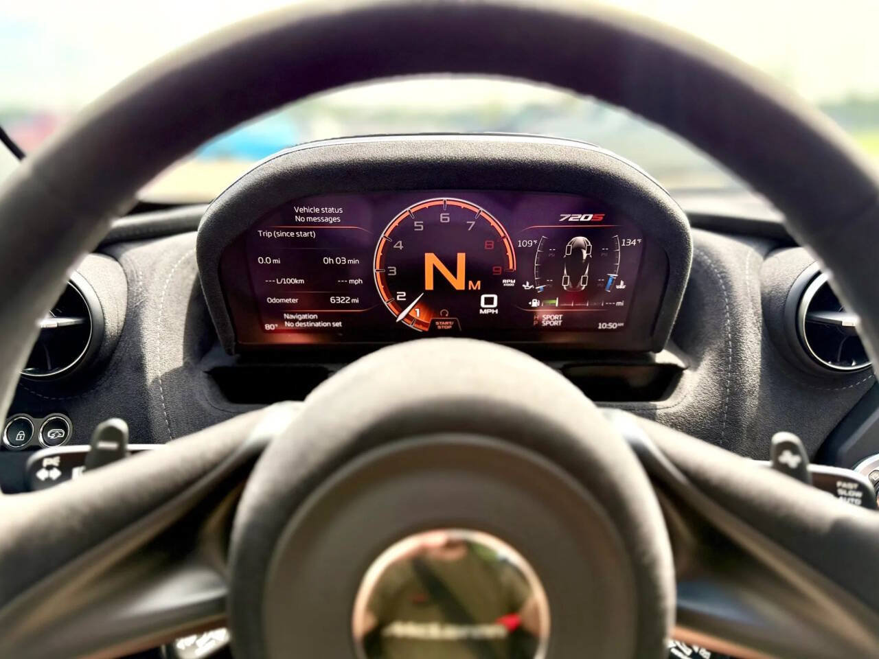 Used 2018 McLaren 720S photo 16