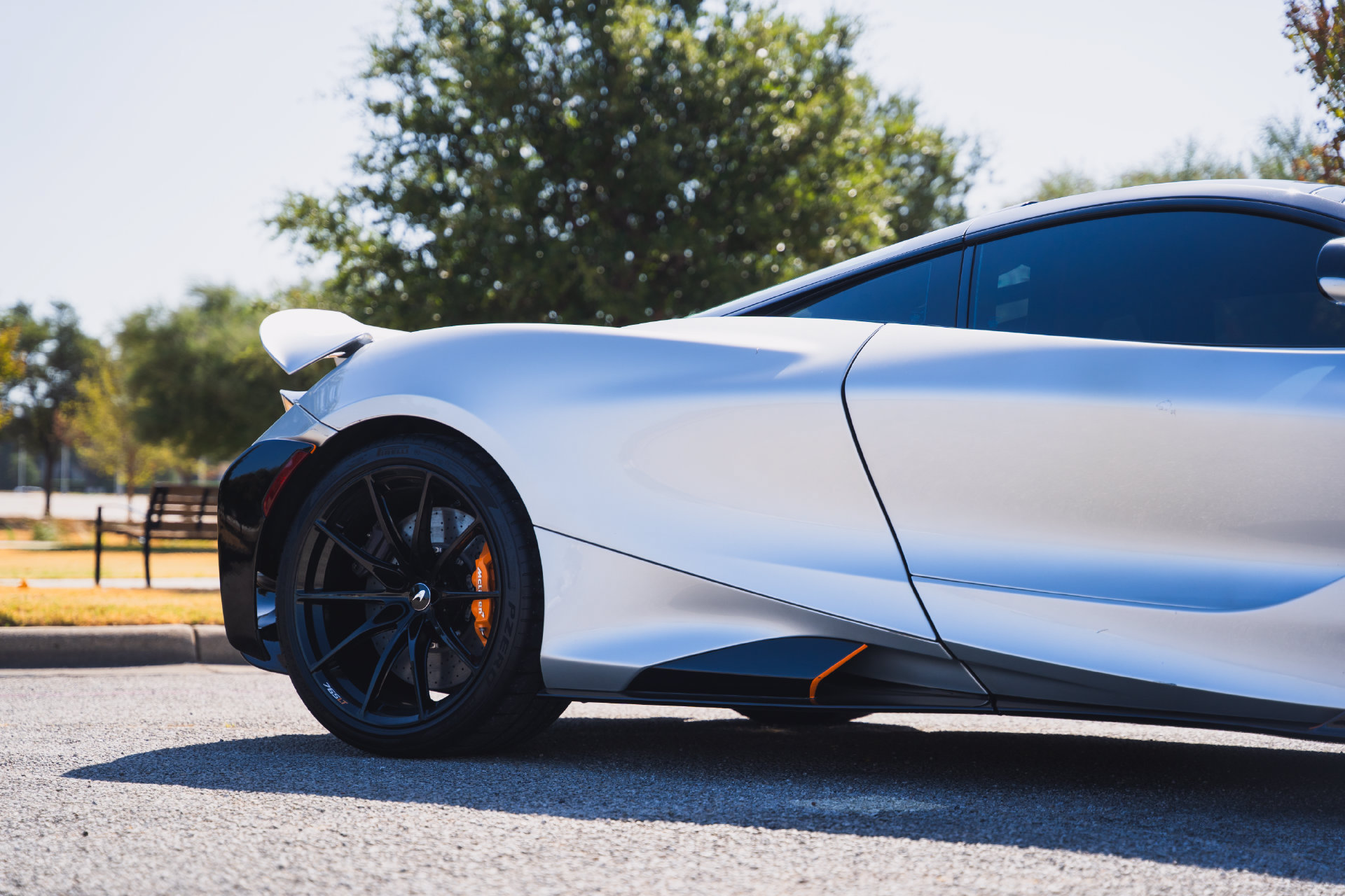Used 2021 McLaren 765LT photo 39