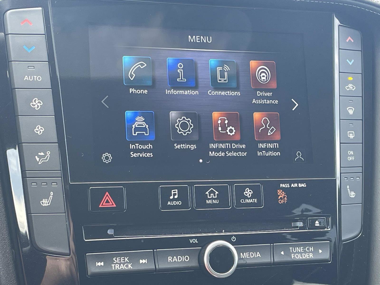 2025 INFINITI Qx50 Luxe