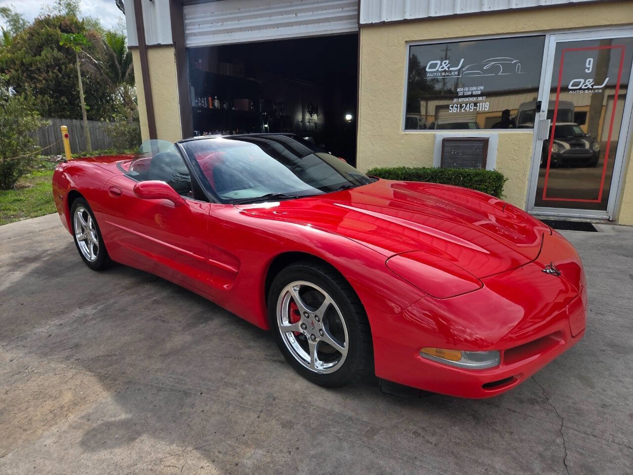 Used 2004 Chevrolet Corvette Base 2dr Convertible w/ Preferred Equipment Group