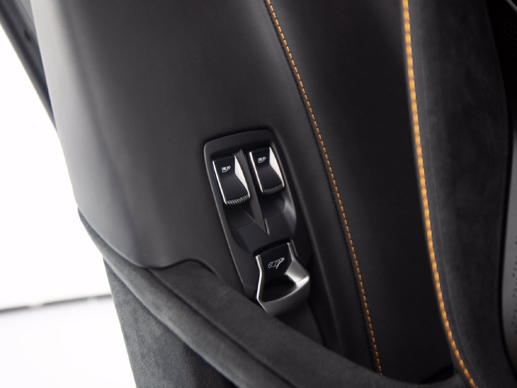 Used 2024 McLaren 750S Spider photo 14