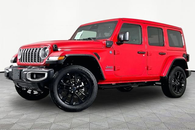 Used 2025 Jeep Wrangler Unlimited Sahara w/ Safety Group