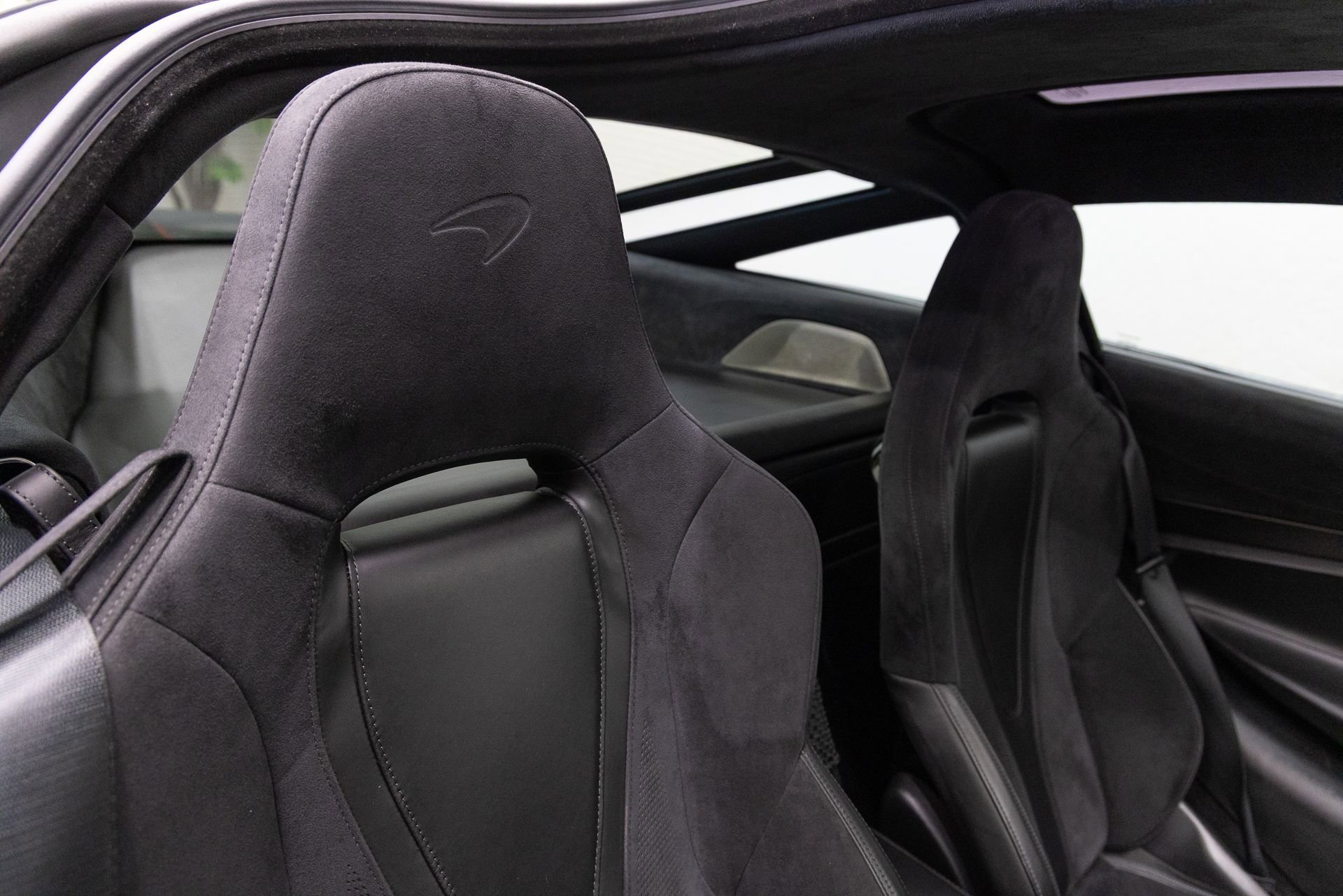 Used 2018 McLaren 720S Performance photo 20