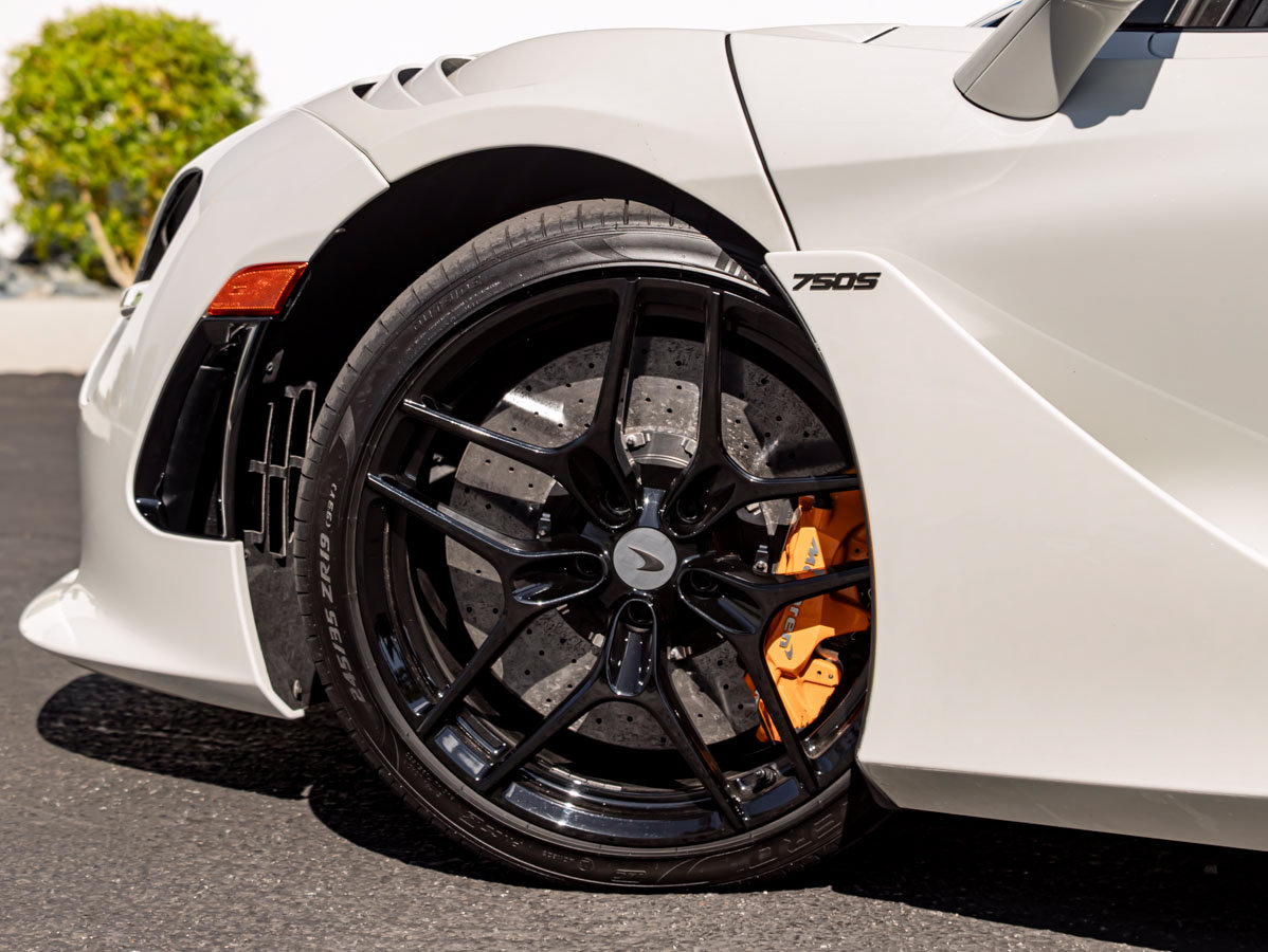 Used 2025 McLaren 750S photo 13