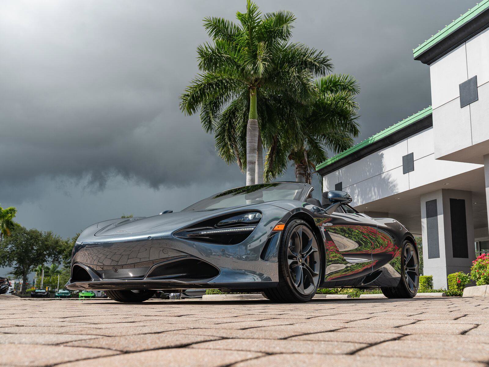 Used 2020 McLaren 720S Spider photo 9