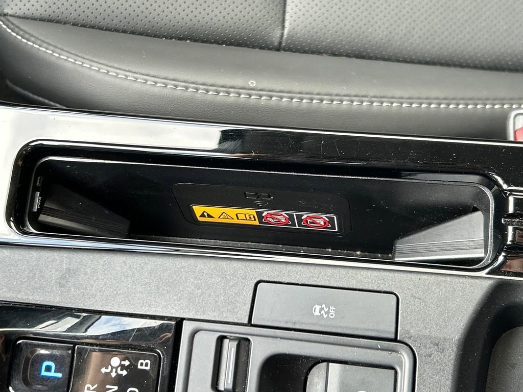 2025 Toyota Prius XLE