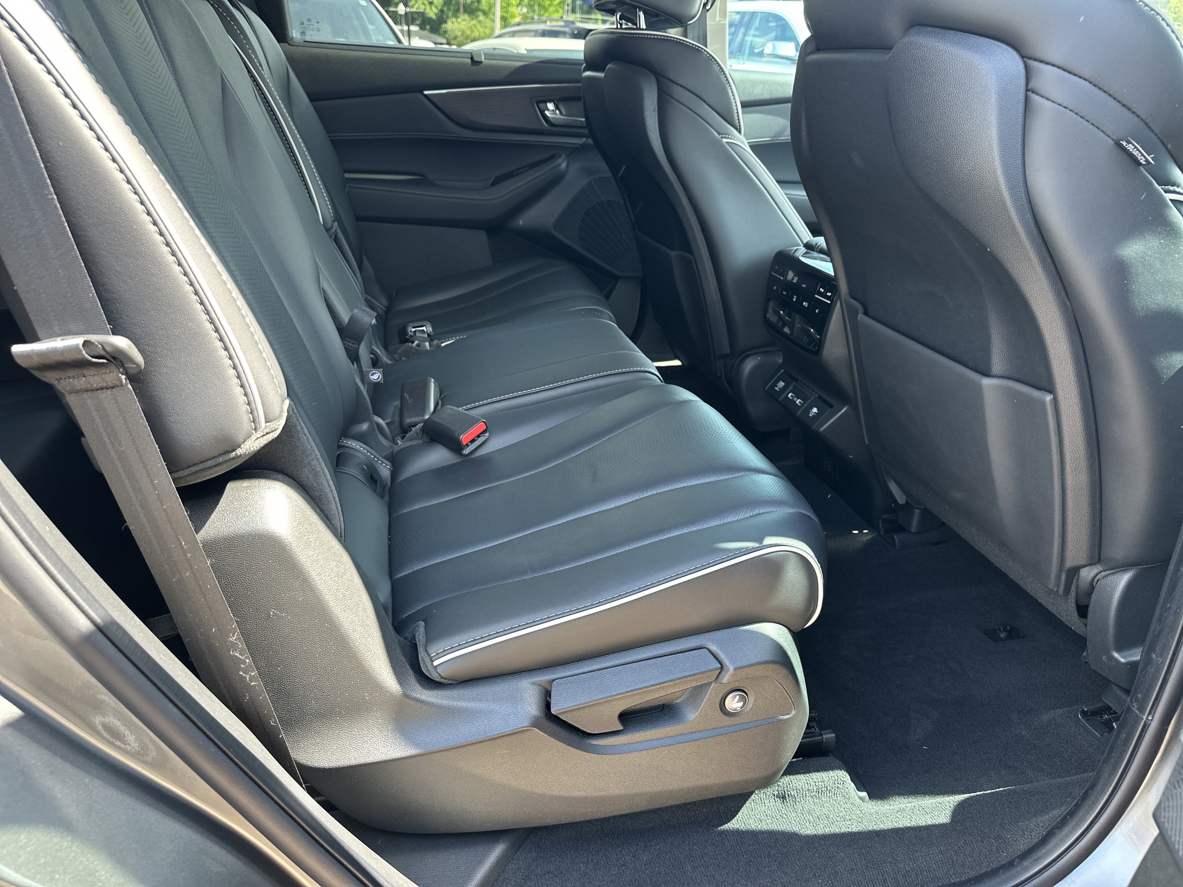 2024 Acura MDX SH-AWD w/ Advance Package