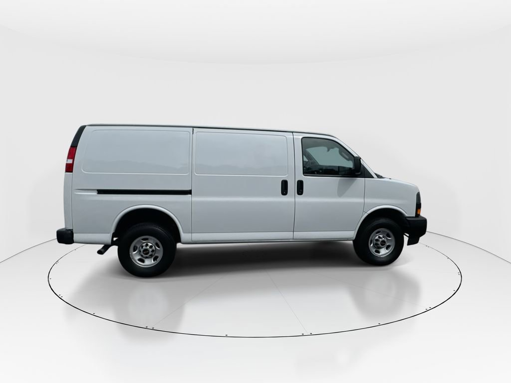2024 GMC Savana 2500