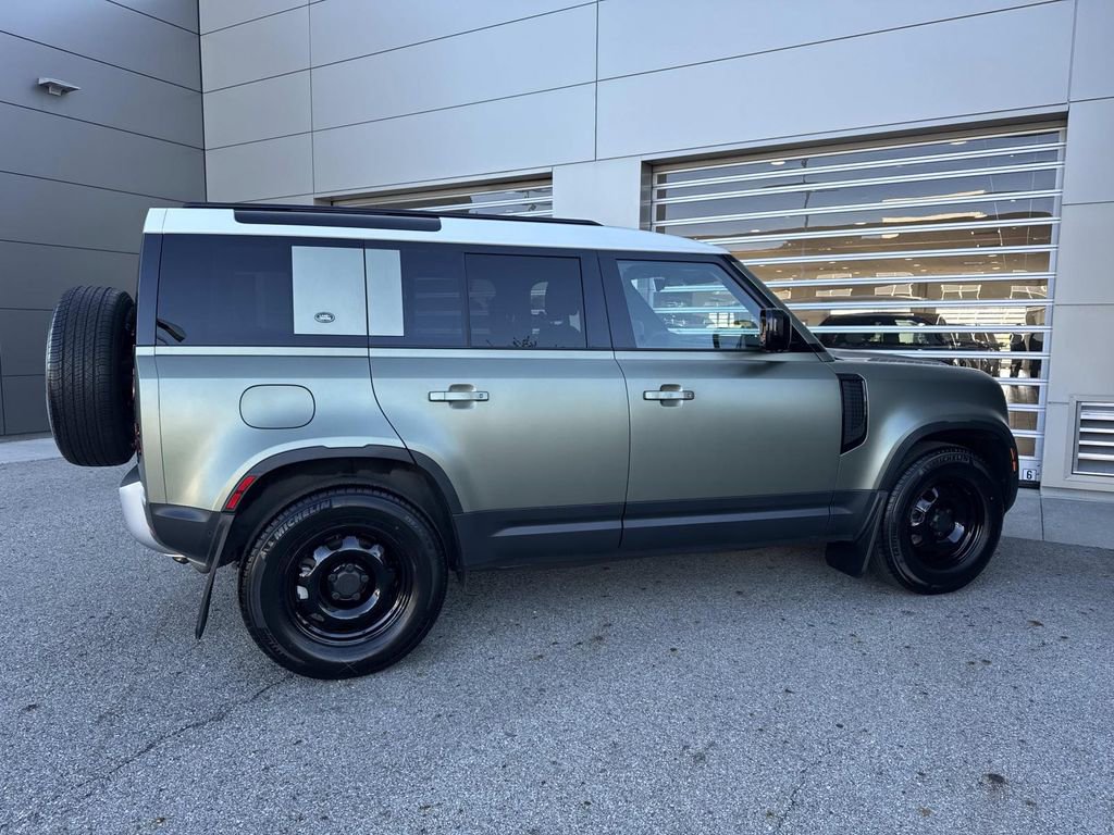 2024 Land Rover Defender 110 S