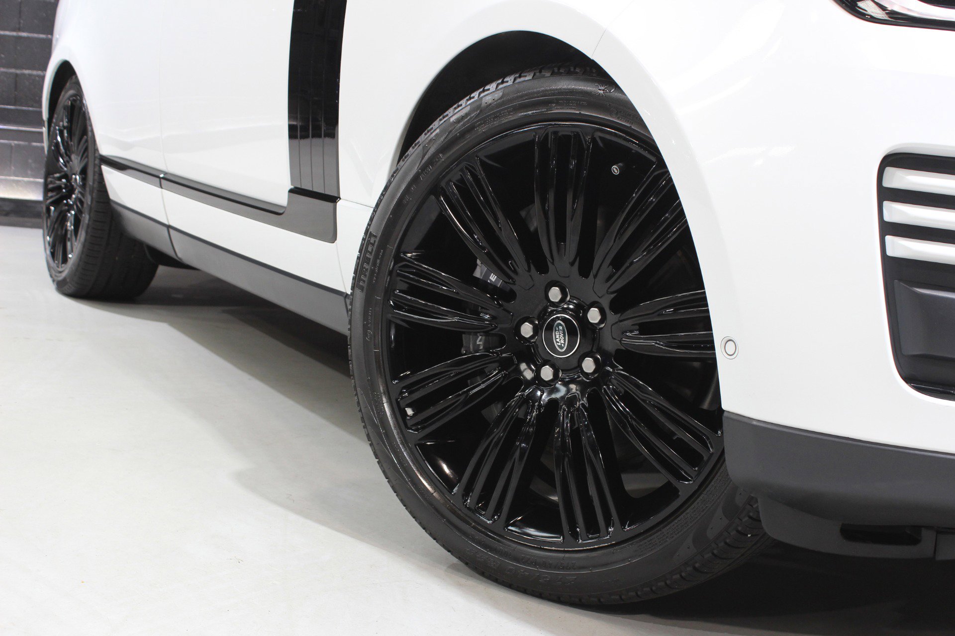 2021 Land Rover Range Rover Westminster Edition