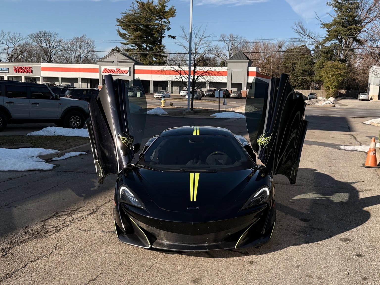 Used 2020 McLaren 600LT Spider photo 14
