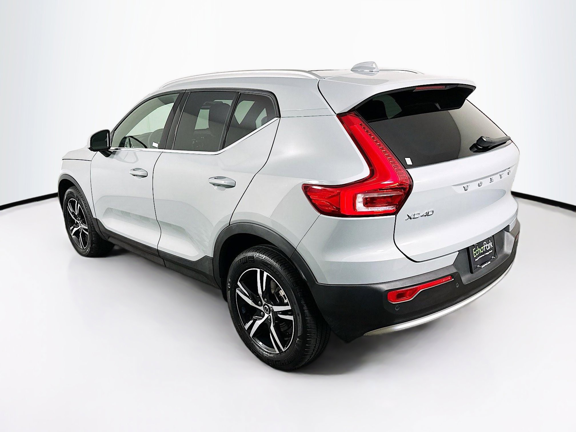 2025 Volvo Xc40 B5 Core