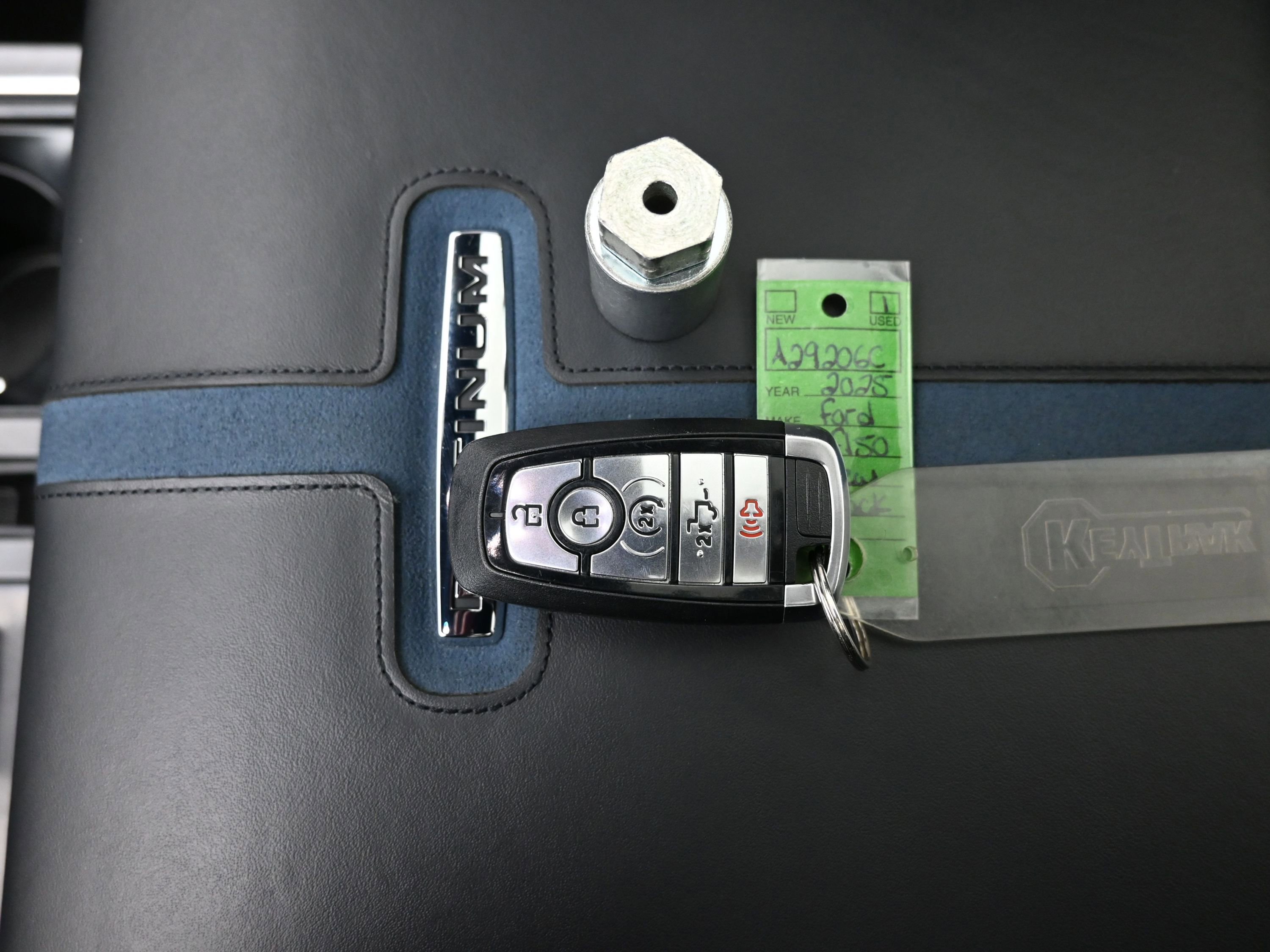 2025 Ford F150 Platinum