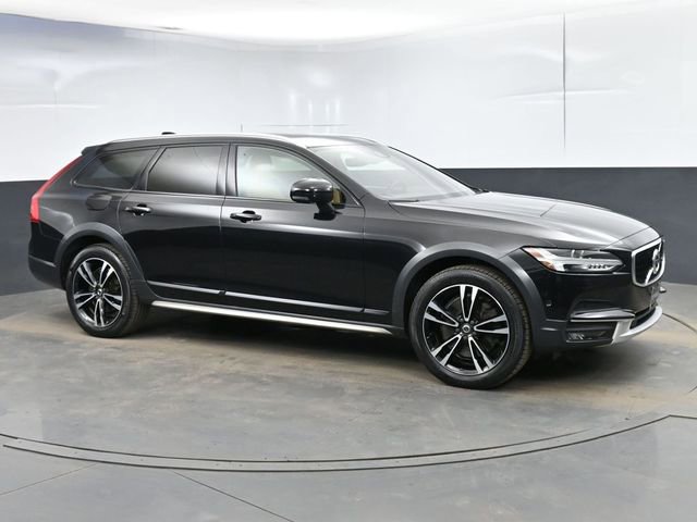 2018 Volvo V90 Cross Country T5