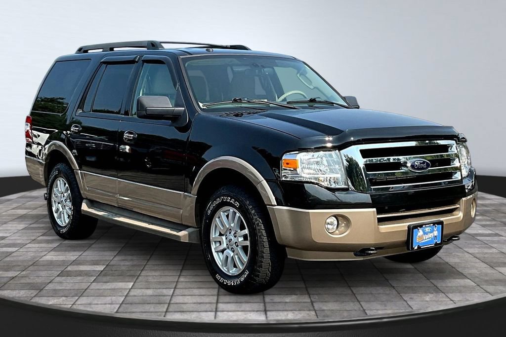 Used 2014 Ford Expedition XLT w/ Equipment Group 202A