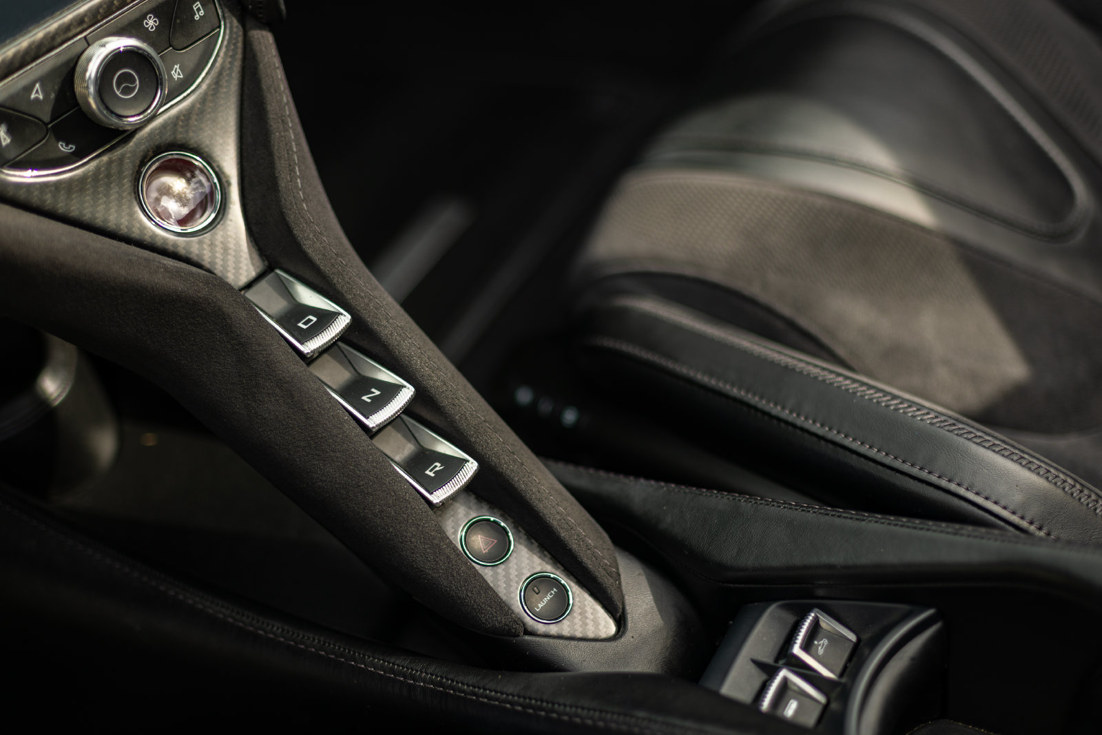 Used 2020 McLaren 720S Performance photo 19