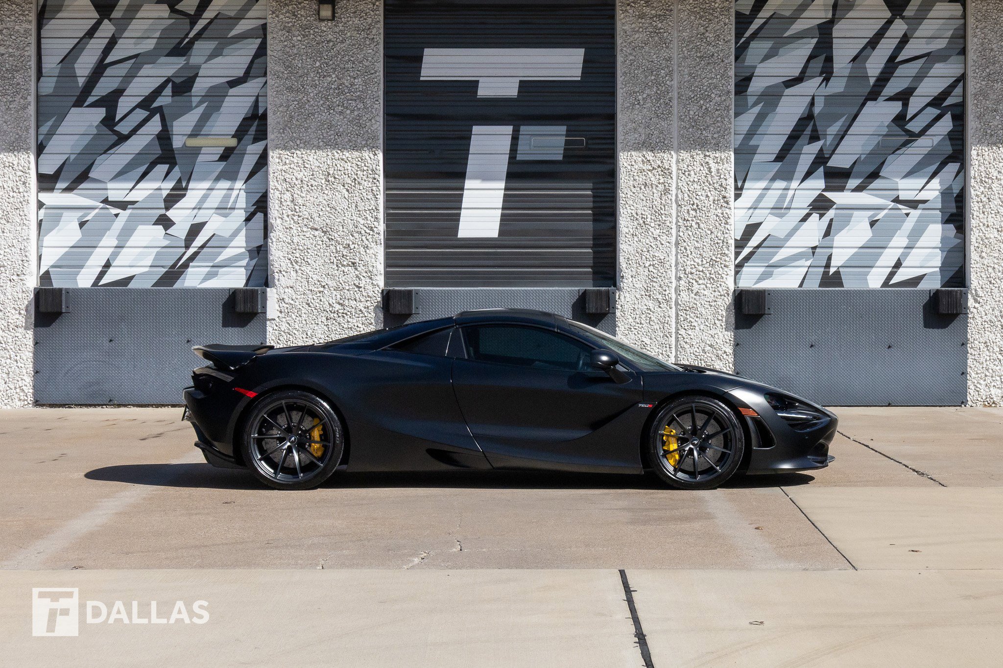 Used 2022 McLaren 720S Luxury photo 19