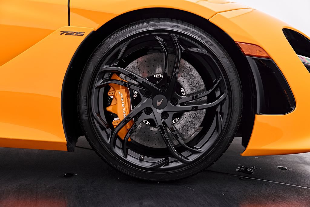 Used 2025 McLaren 750S Spider photo 45